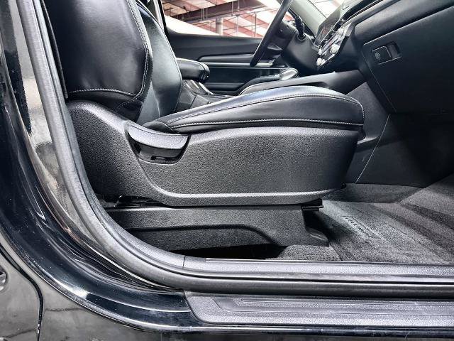Used 2025 Kia Telluride S FWD image 32