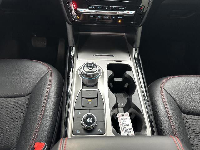 Certified 2024 Ford Explorer ST-Line w/ Class IV Trailer Tow Package image 29