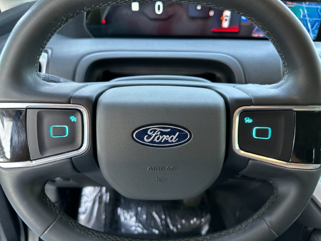 Certified 2025 Ford Expedition Active RWD image 21