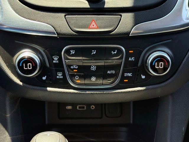 Used 2021 Chevrolet Equinox LT AWD/4WD image 28