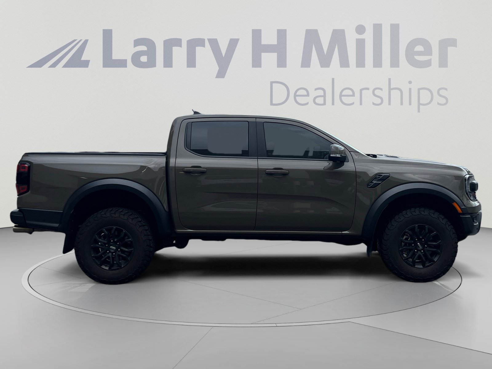 Certified 2025 Ford Ranger Raptor AWD/4WD image 6