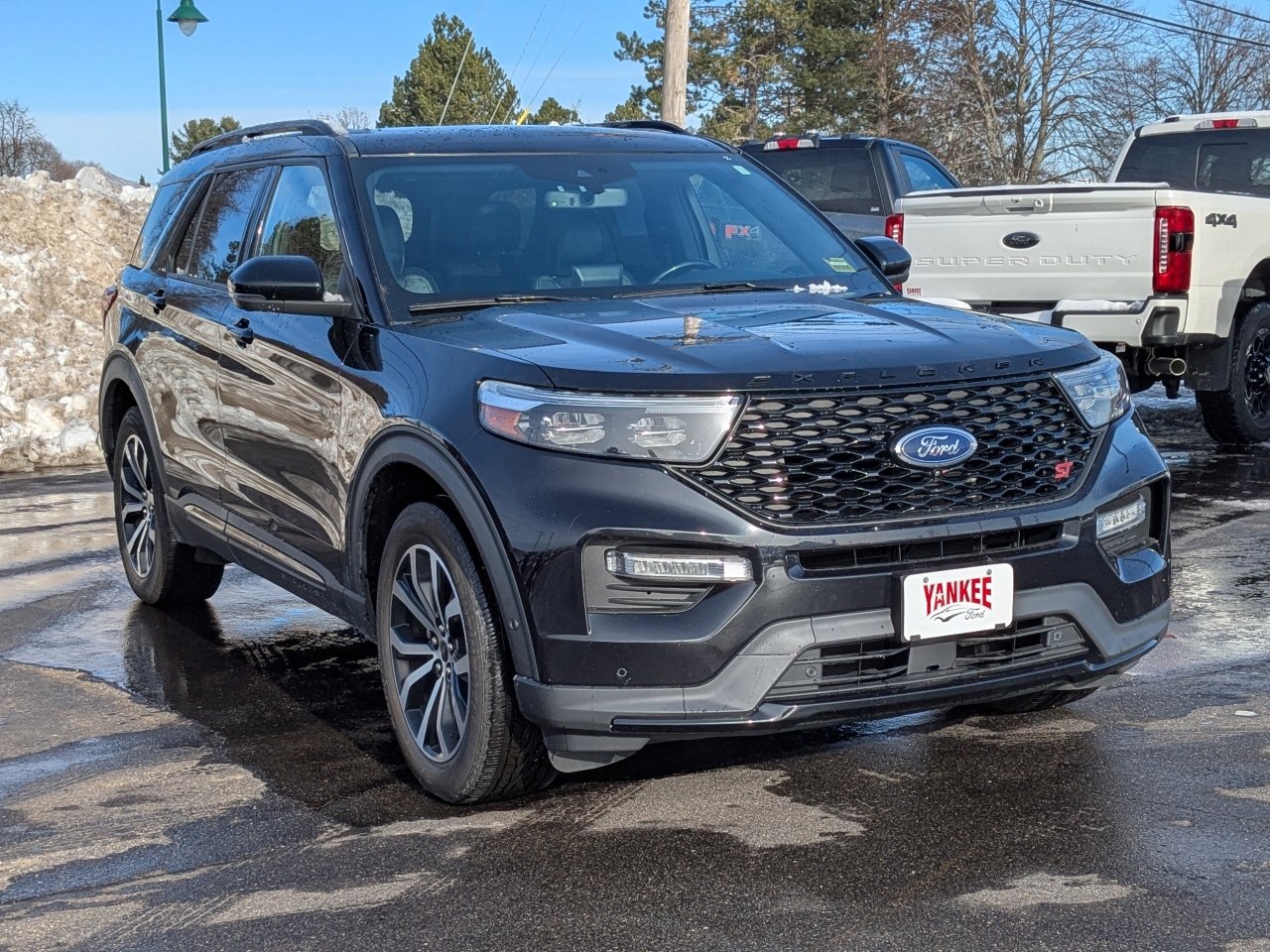 Certified 2020 Ford Explorer ST w/ Premium Technology Package image 34