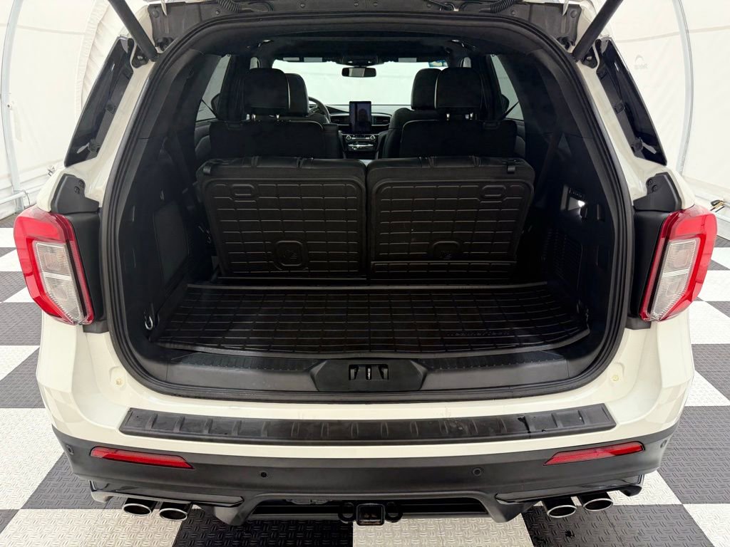 Certified 2023 Ford Explorer ST w/ Equipment Group 401A image 4