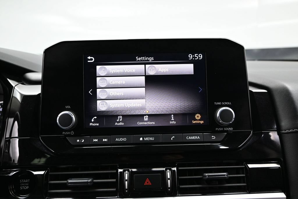 Used 2025 Nissan Pathfinder SV FWD image 37