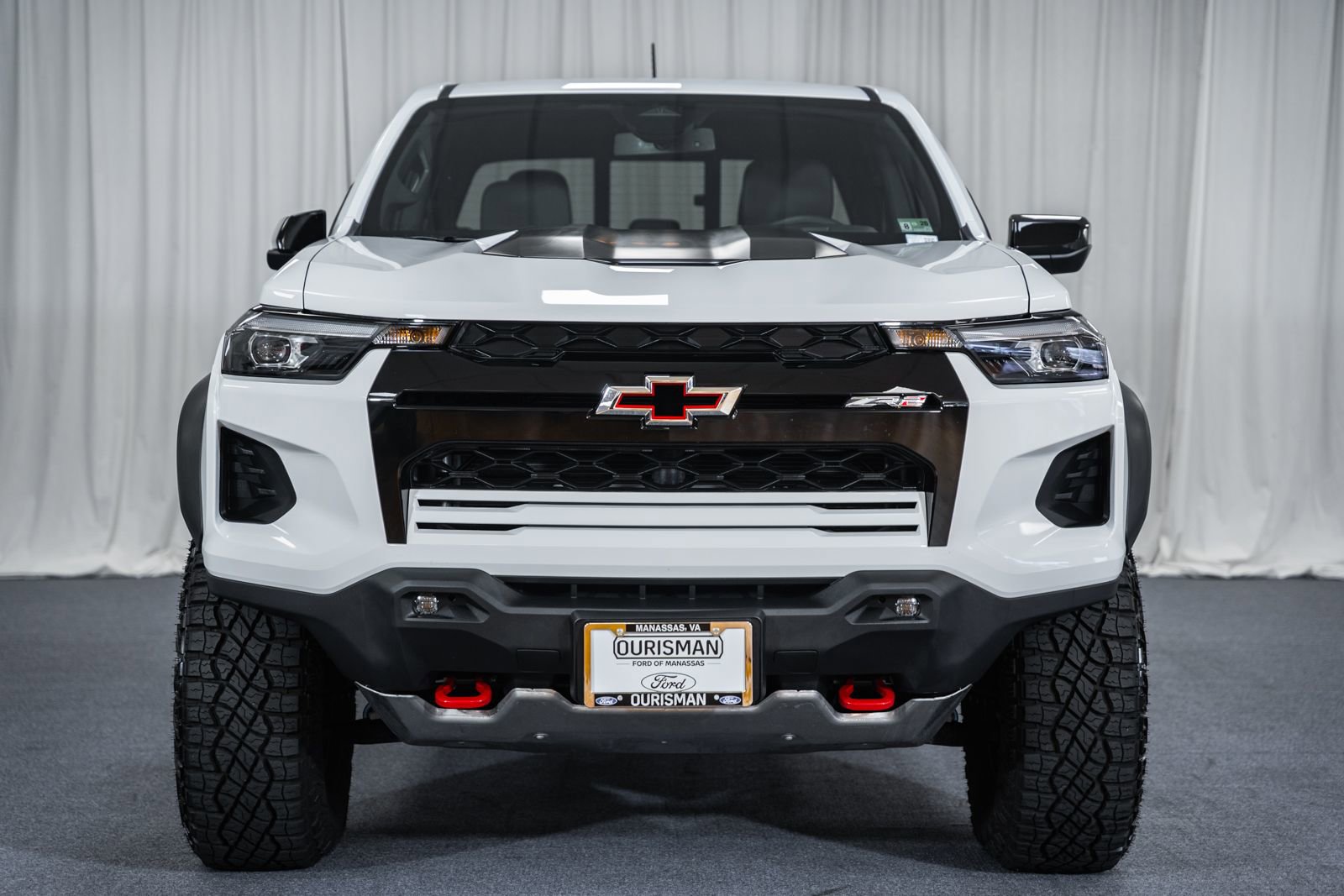 Used 2026 Chevrolet Colorado ZR2 image 2