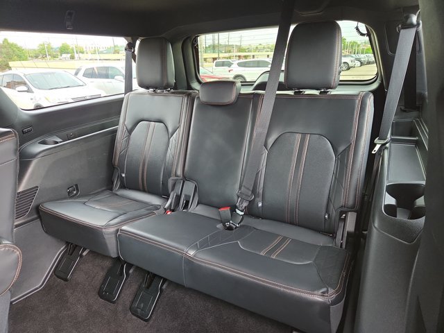 Certified 2023 Ford Expedition Max Platinum RWD image 12