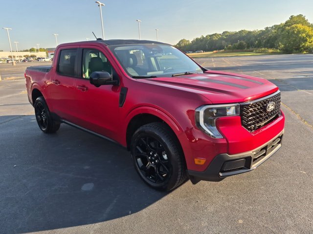 Certified 2025 Ford Maverick Lariat AWD/4WD image 2