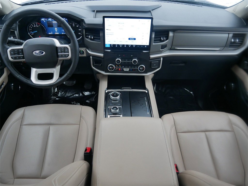 Certified 2022 Ford Expedition XLT image 13
