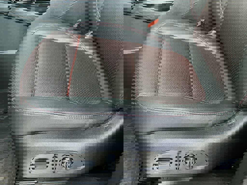 Used 2023 Chevrolet Blazer RS w/ Driver Confidence II Package image 30