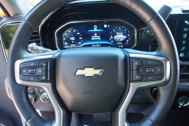 Used 2023 Chevrolet Silverado 1500 LT AWD/4WD image 21
