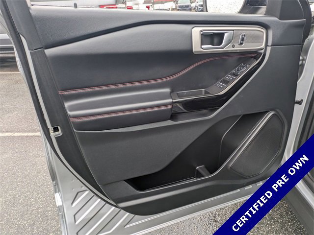 Certified 2023 Ford Explorer ST-Line w/ Class IV Trailer Tow Package image 12