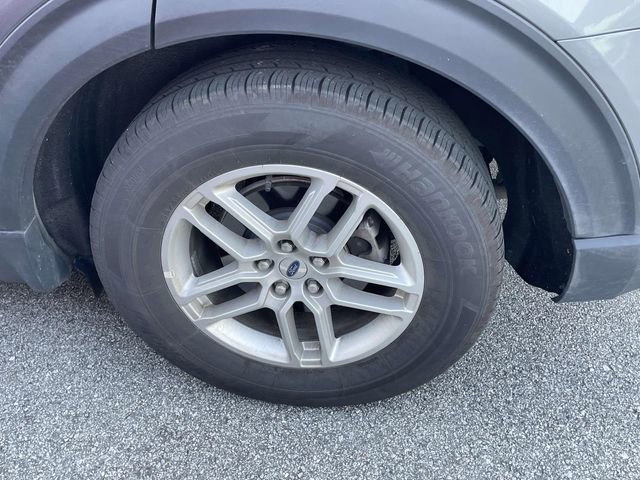 Certified 2025 Ford Explorer Active image 8