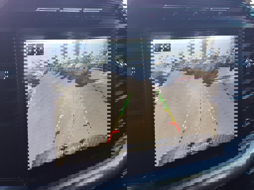 Certified 2023 Ford F150 Lariat w/ Equipment Group 502A High image 27