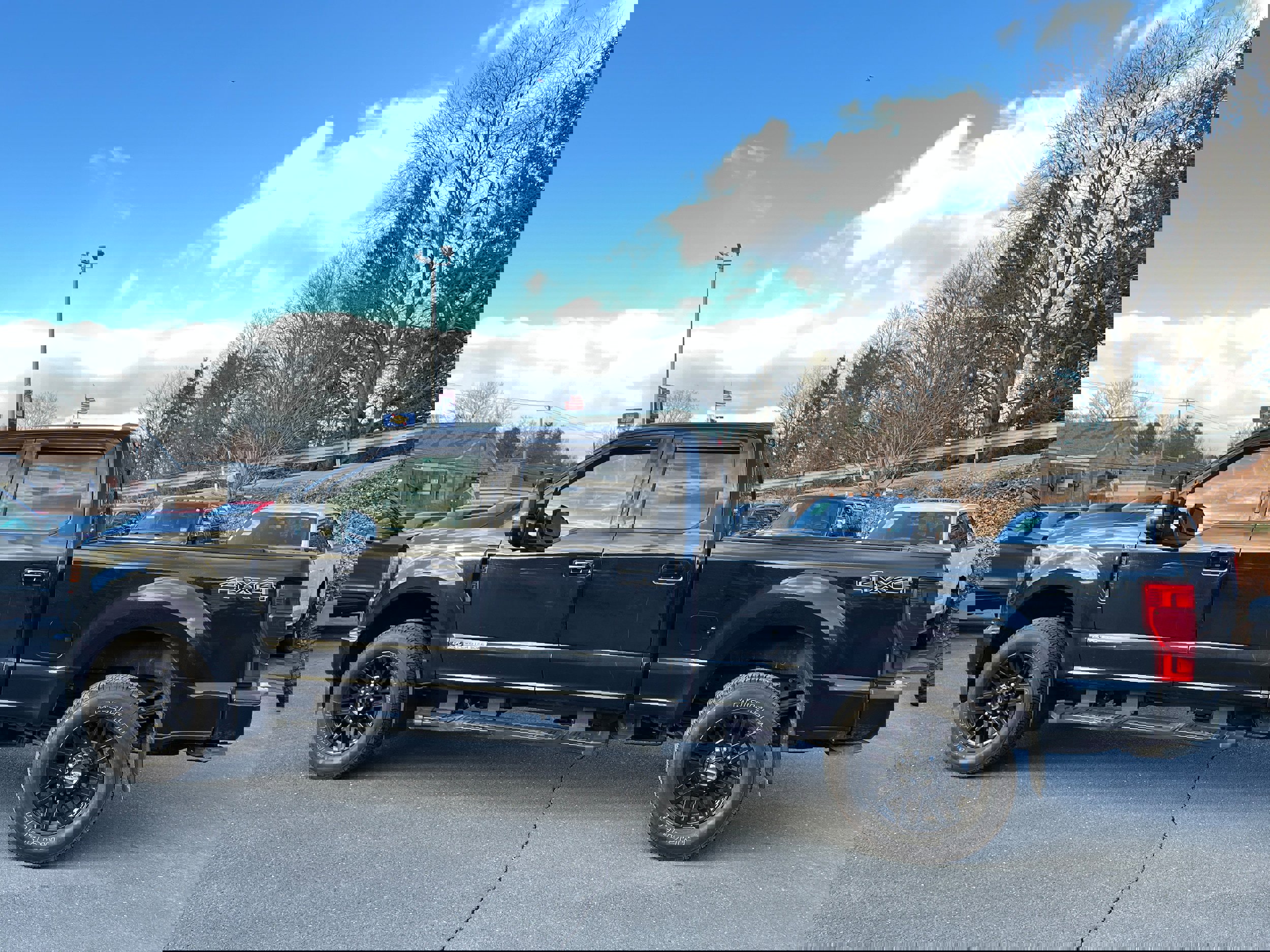 Certified 2022 Ford F250 Lariat w/ Black Appearance Package image 6