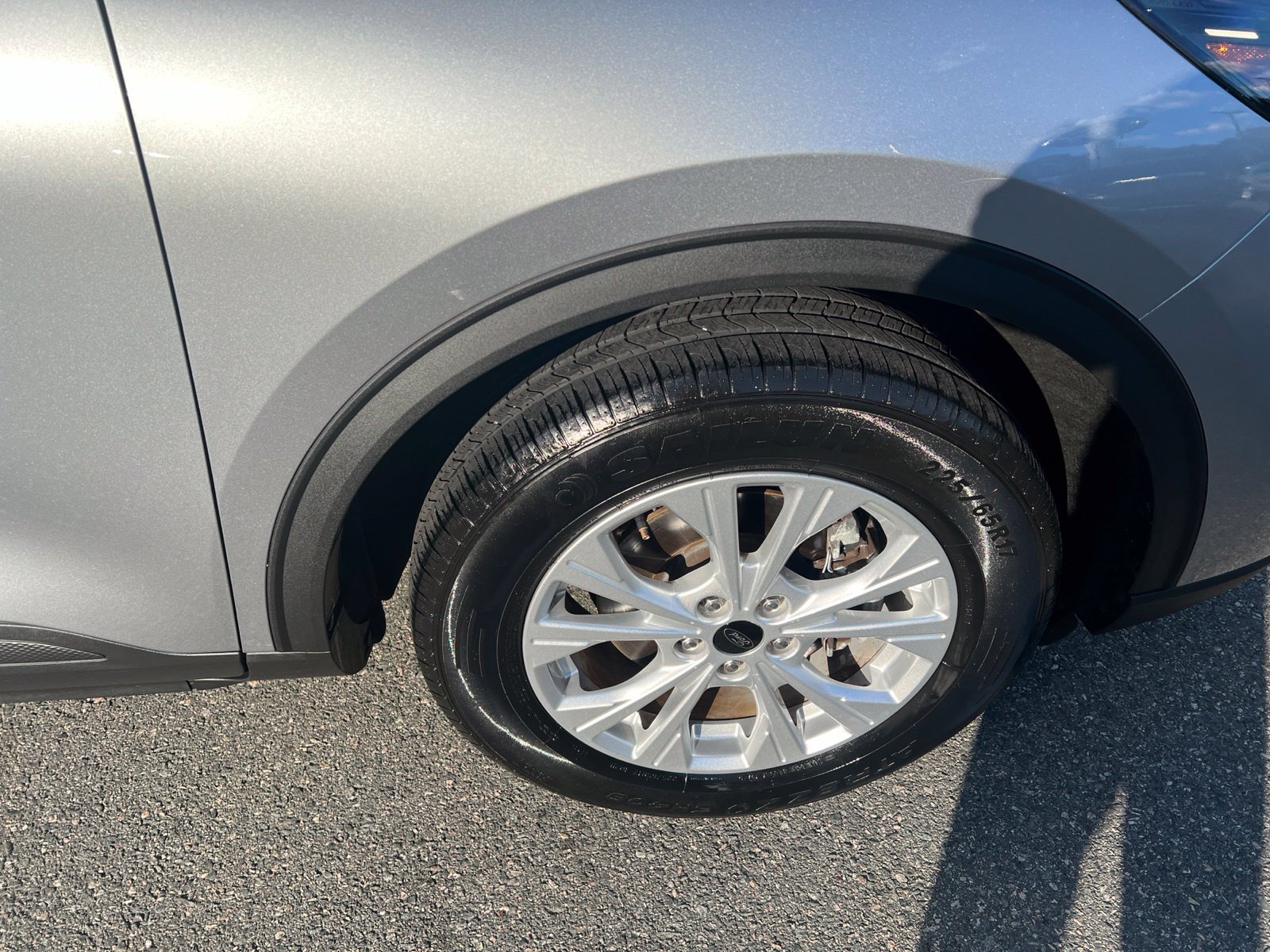 Certified 2023 Ford Escape Active AWD/4WD image 8