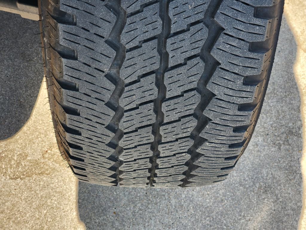 Certified 2024 Ford F250 Lariat w/ Chrome Package image 11