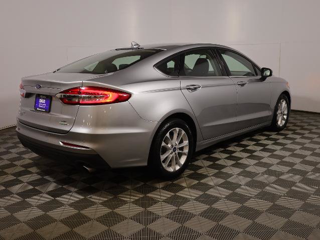 Certified 2020 Ford Fusion SE FWD image 5
