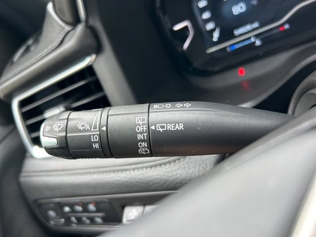 Used 2023 GMC Yukon Denali AWD/4WD image 11