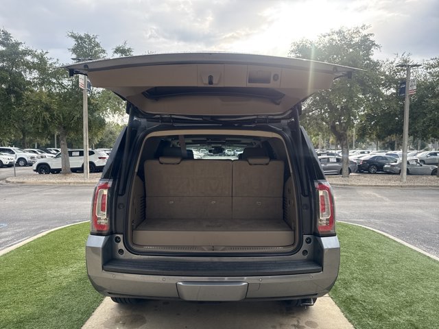 Used 2019 GMC Yukon SLT w/ Premium Edition RWD image 7