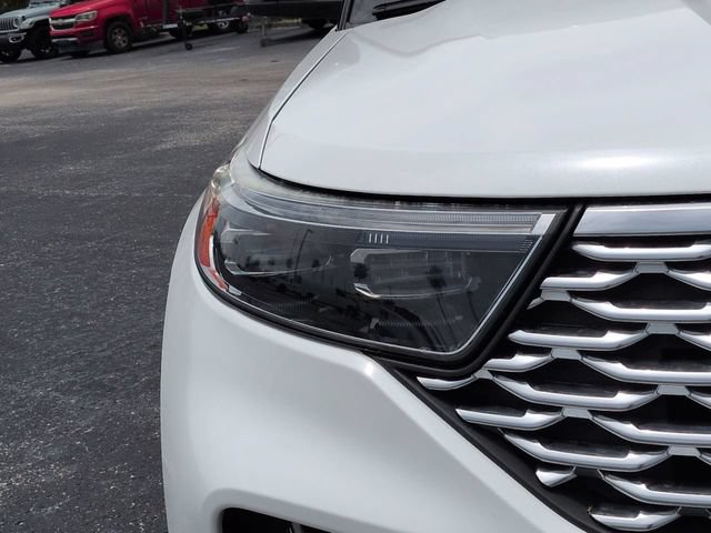Certified 2022 Ford Explorer Platinum w/ Equipment Group 601A AWD/4WD image 10