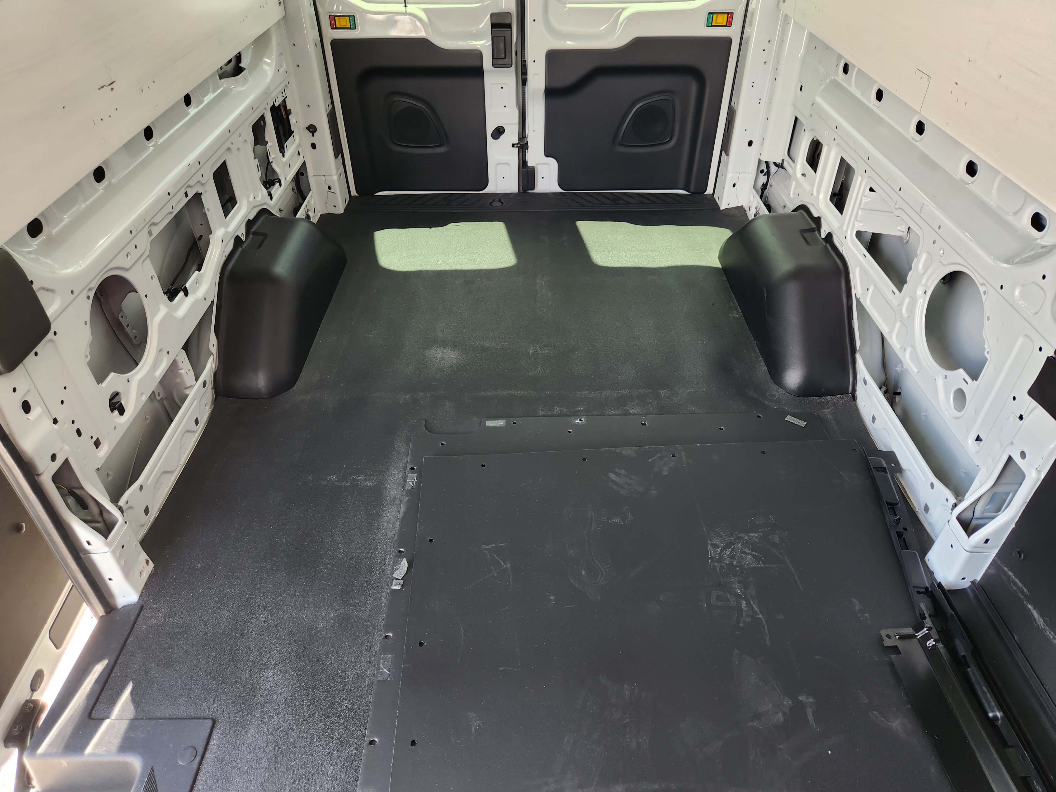 Certified 2024 Ford Transit 150 148 Medium Roof w/ Load Area Protection Package RWD image 31