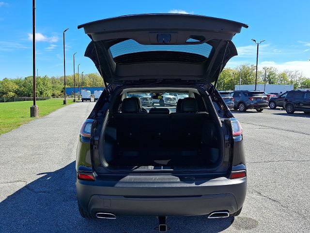 Used 2022 Jeep Cherokee Latitude Lux w/ Sun & Sound Group AWD/4WD image 27