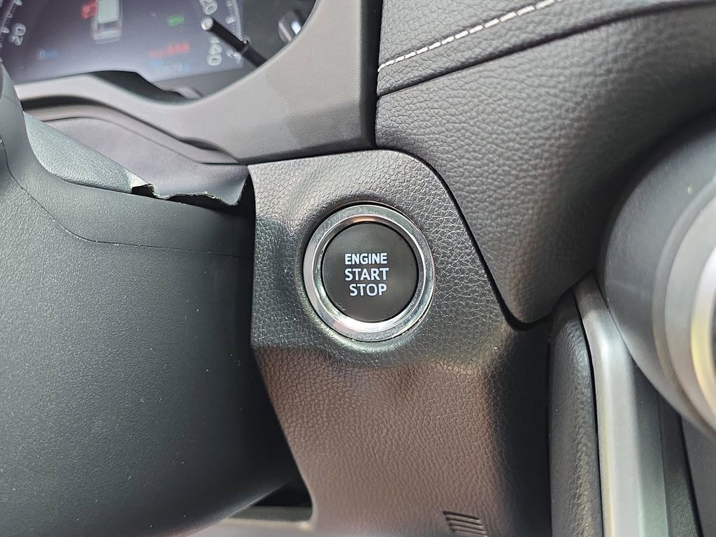 Used 2023 Toyota RAV4 XLE Premium image 26