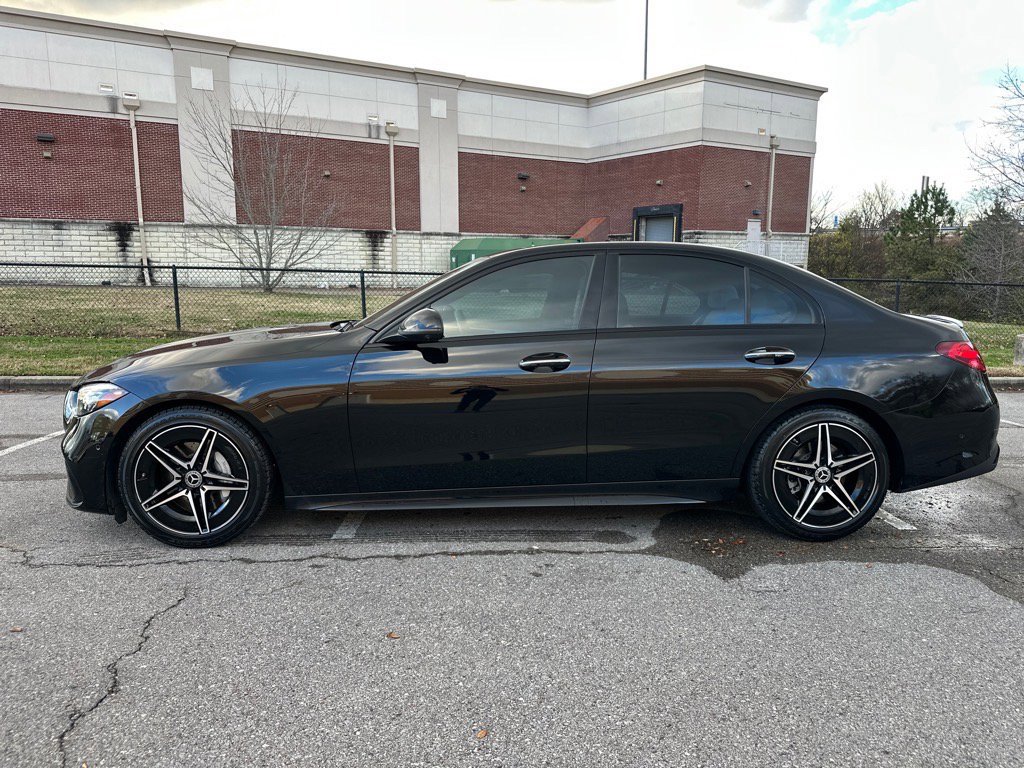 Used 2022 Mercedes-Benz C 300 Sedan image 3