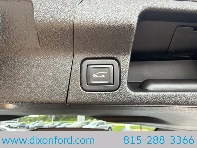 Used 2021 GMC Acadia SLE w/ Driver Convenience Package FWD image 26