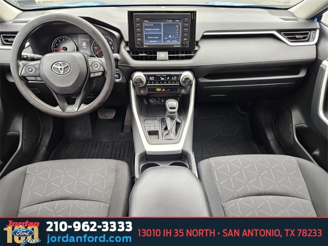 Used 2021 Toyota RAV4 XLE image 14