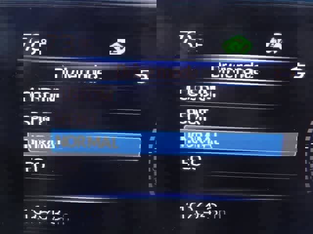 Used 2023 Toyota Prius XLE image 34