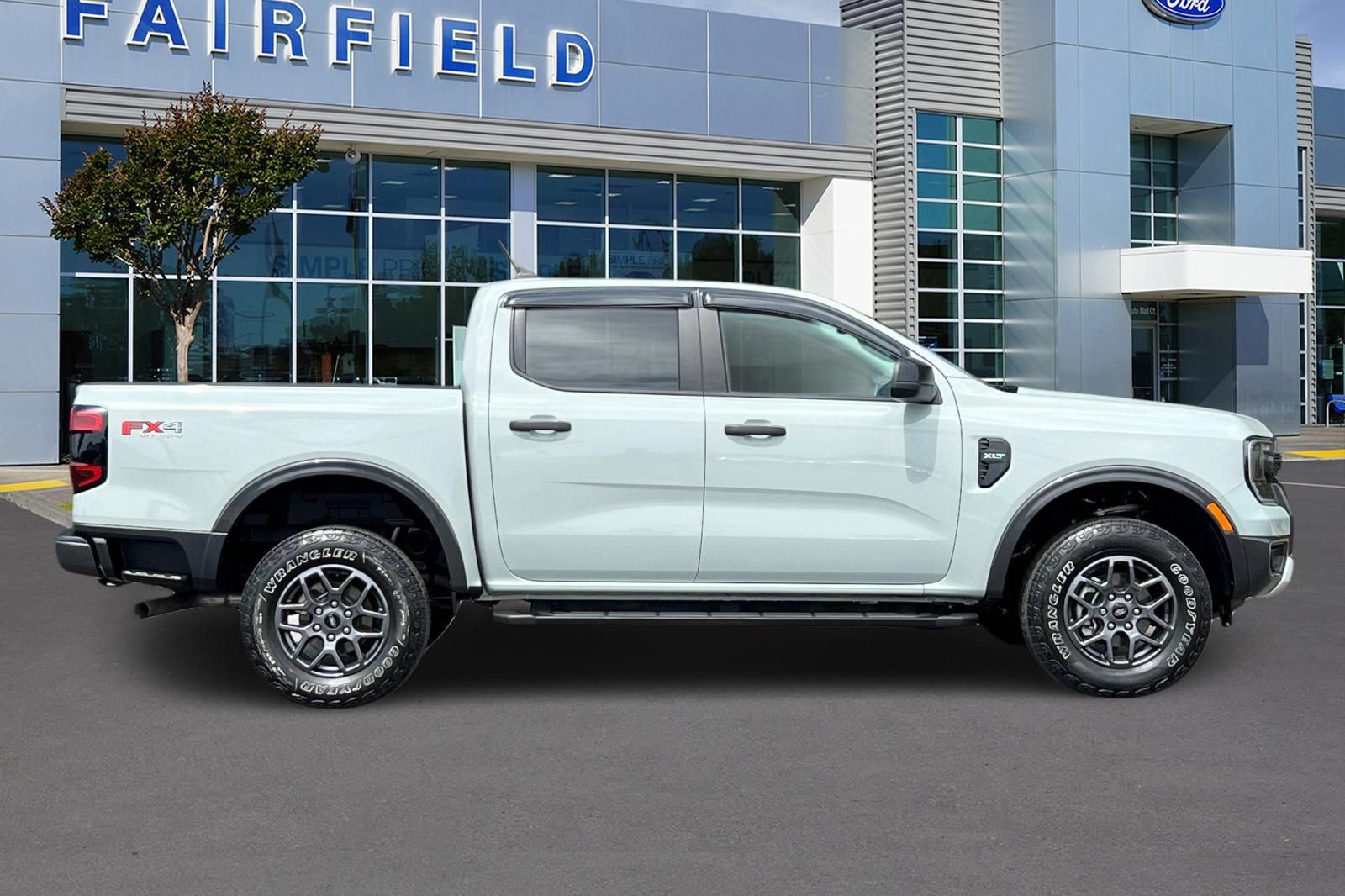 Certified 2024 Ford Ranger XLT w/ FX4 Off-Road Package AWD/4WD image 7