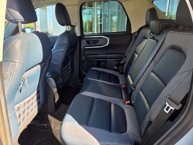 Certified 2023 Ford Bronco Sport Outer Banks AWD/4WD image 16