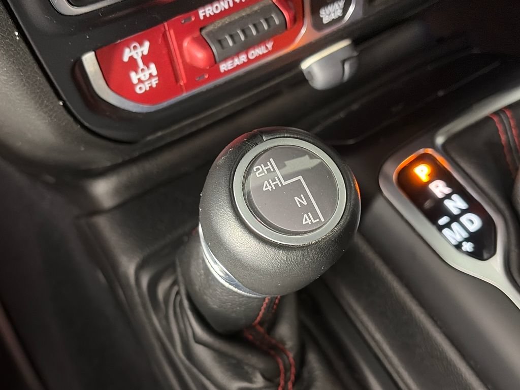 Used 2022 Jeep Gladiator Rubicon w/ LED Lighting Group AWD/4WD image 24