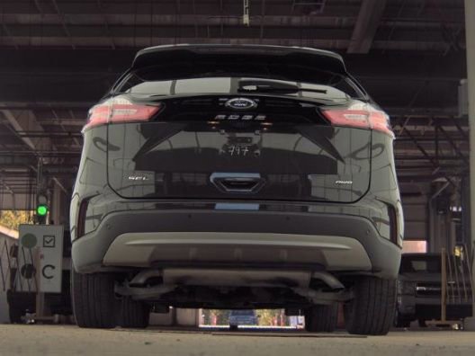 Certified 2024 Ford Edge SEL w/ Convenience Package image 4