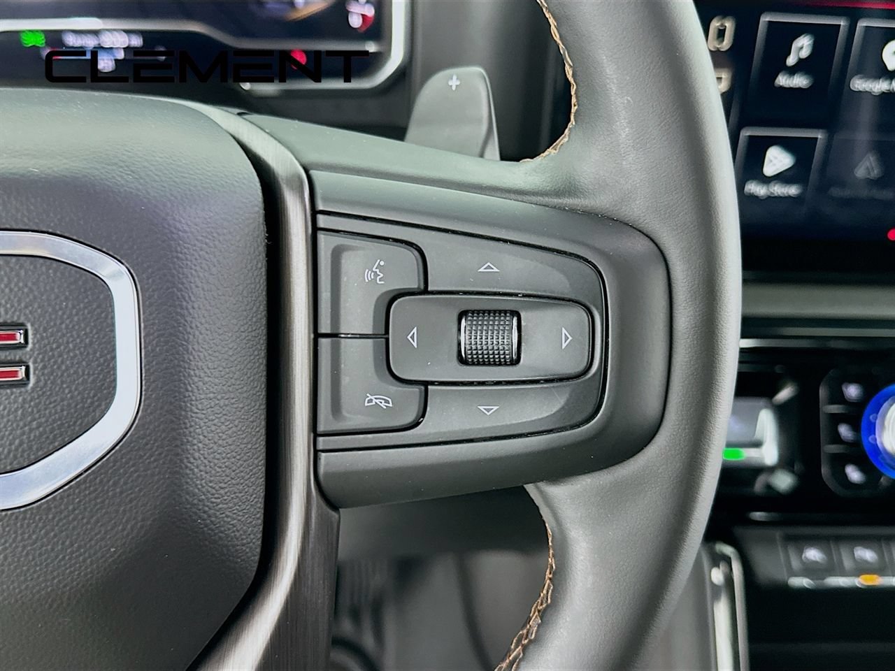 Used 2025 GMC Sierra 1500 AT4 AWD/4WD image 17