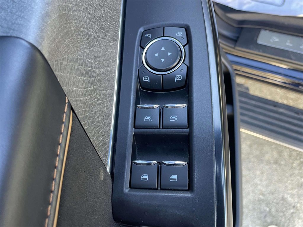 Certified 2022 Ford F150 Platinum w/ Bed Utility Package image 16