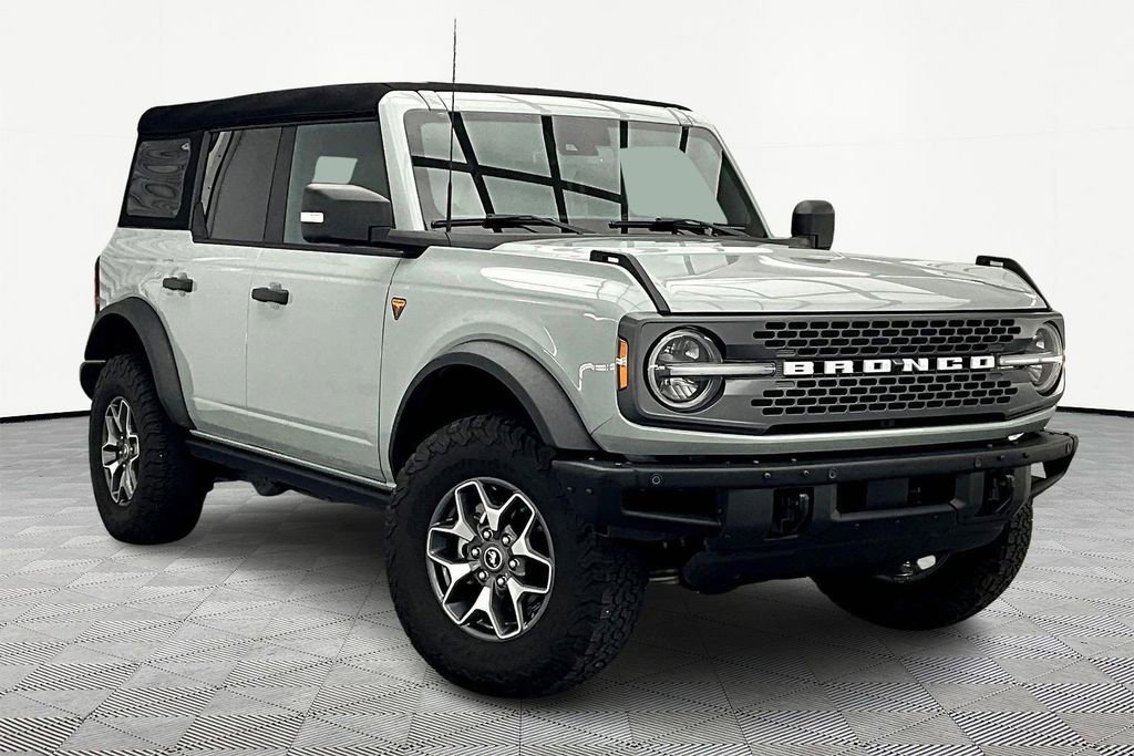 Certified 2023 Ford Bronco Badlands image 5