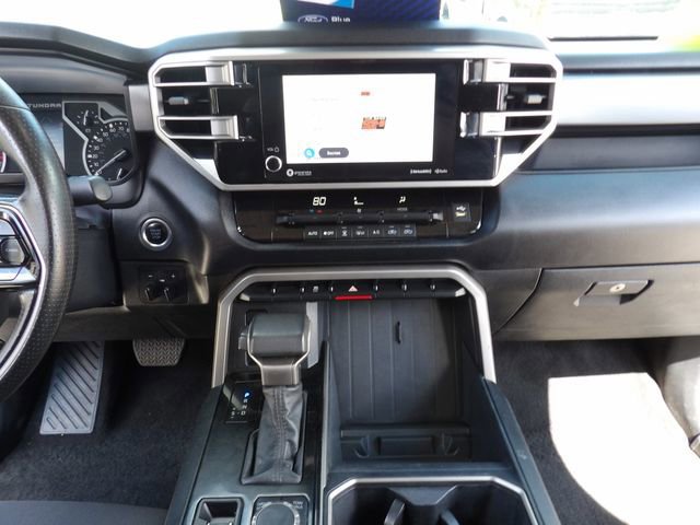 Used 2022 Toyota Tundra SR5 w/ SR5 Convenience Package AWD/4WD image 15