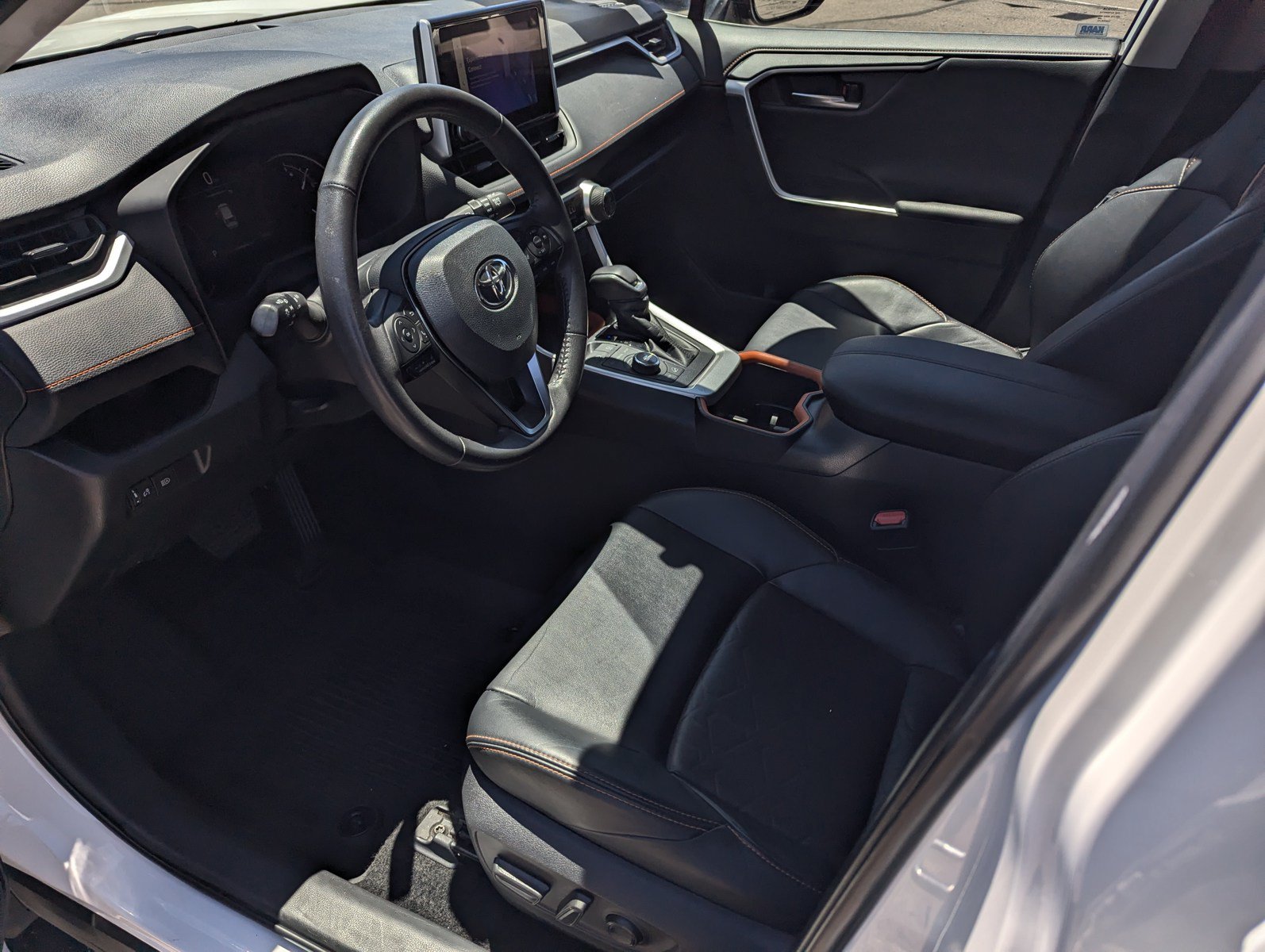 Used 2024 Toyota RAV4 Adventure AWD/4WD image 9