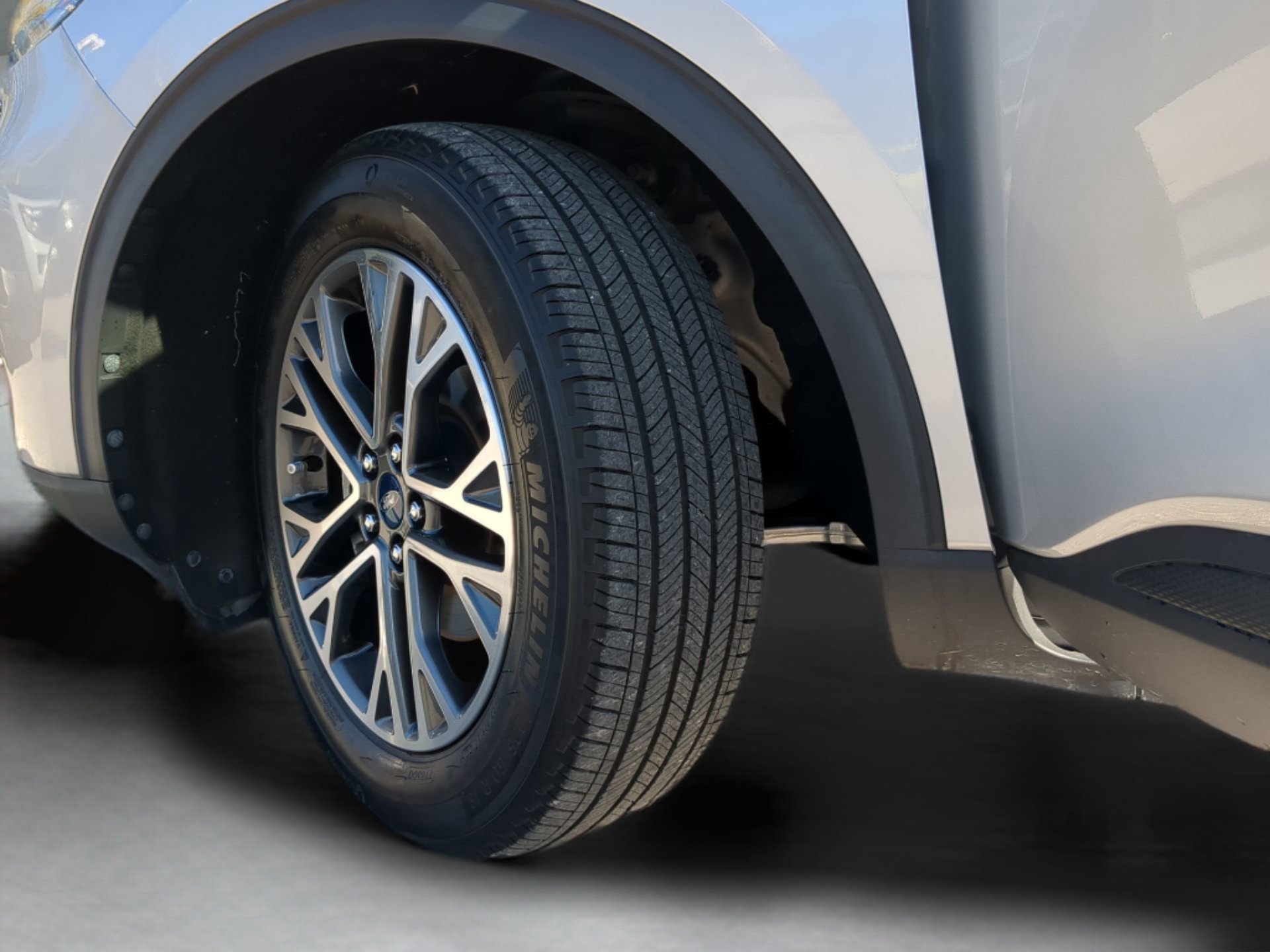 Certified 2020 Ford Escape SEL image 63