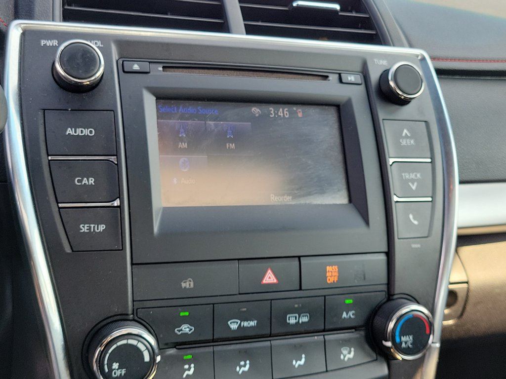 Used 2017 Toyota Camry SE w/ Moonroof Package FWD image 27