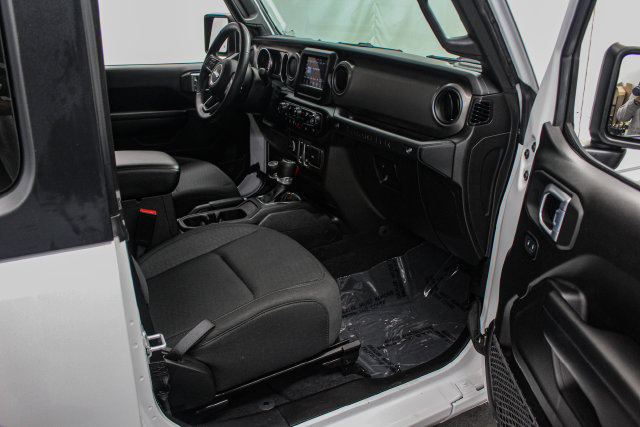 Used 2021 Jeep Wrangler Sport AWD/4WD image 13