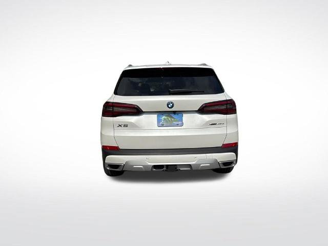 Used 2023 BMW X5 xDrive45e w/ Parking Assistance Package AWD/4WD image 7