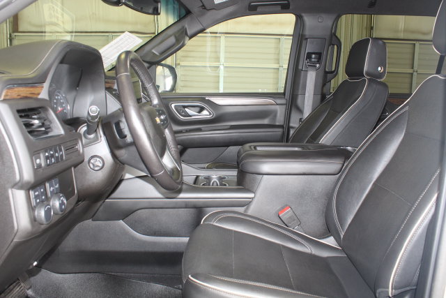 Used 2021 Chevrolet Suburban Premier AWD/4WD image 10
