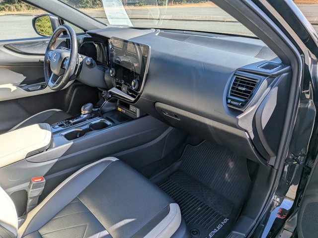 Used 2022 Lexus NX 350 LUXURY w/ Vision Package image 38