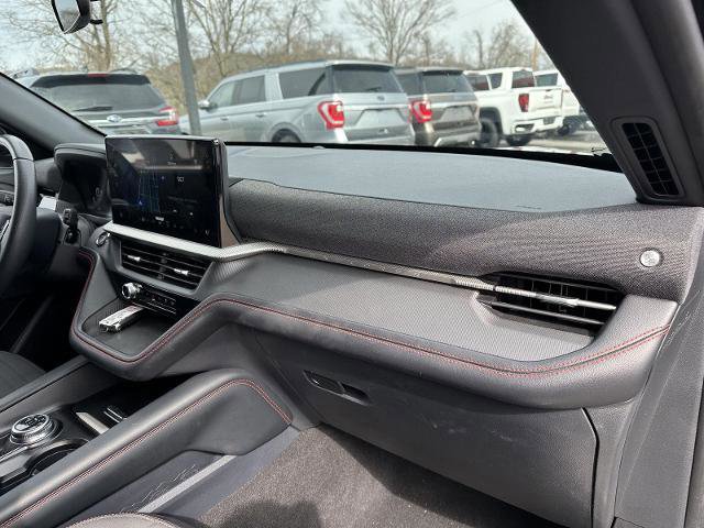 Certified 2025 Ford Explorer ST-Line w/ ST-Line Street Pack image 22