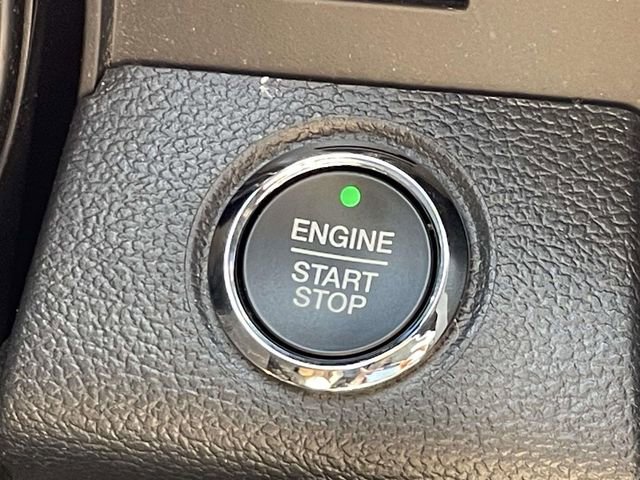 Certified 2022 Ford F350 Lariat w/ Tremor Off-Road Package AWD/4WD image 26