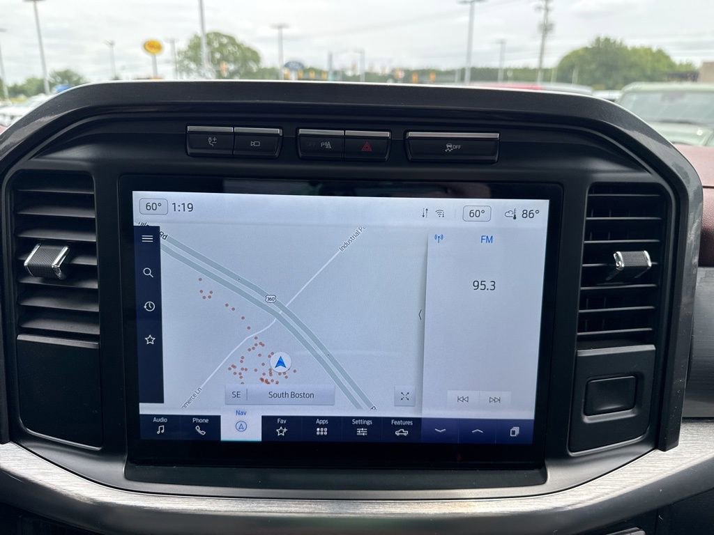 Certified 2022 Ford F150 Lariat w/ Equipment Group 502A High image 31