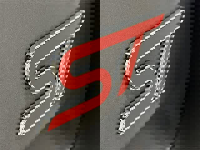 Certified 2020 Ford Explorer ST w/ Premium Technology Package image 23